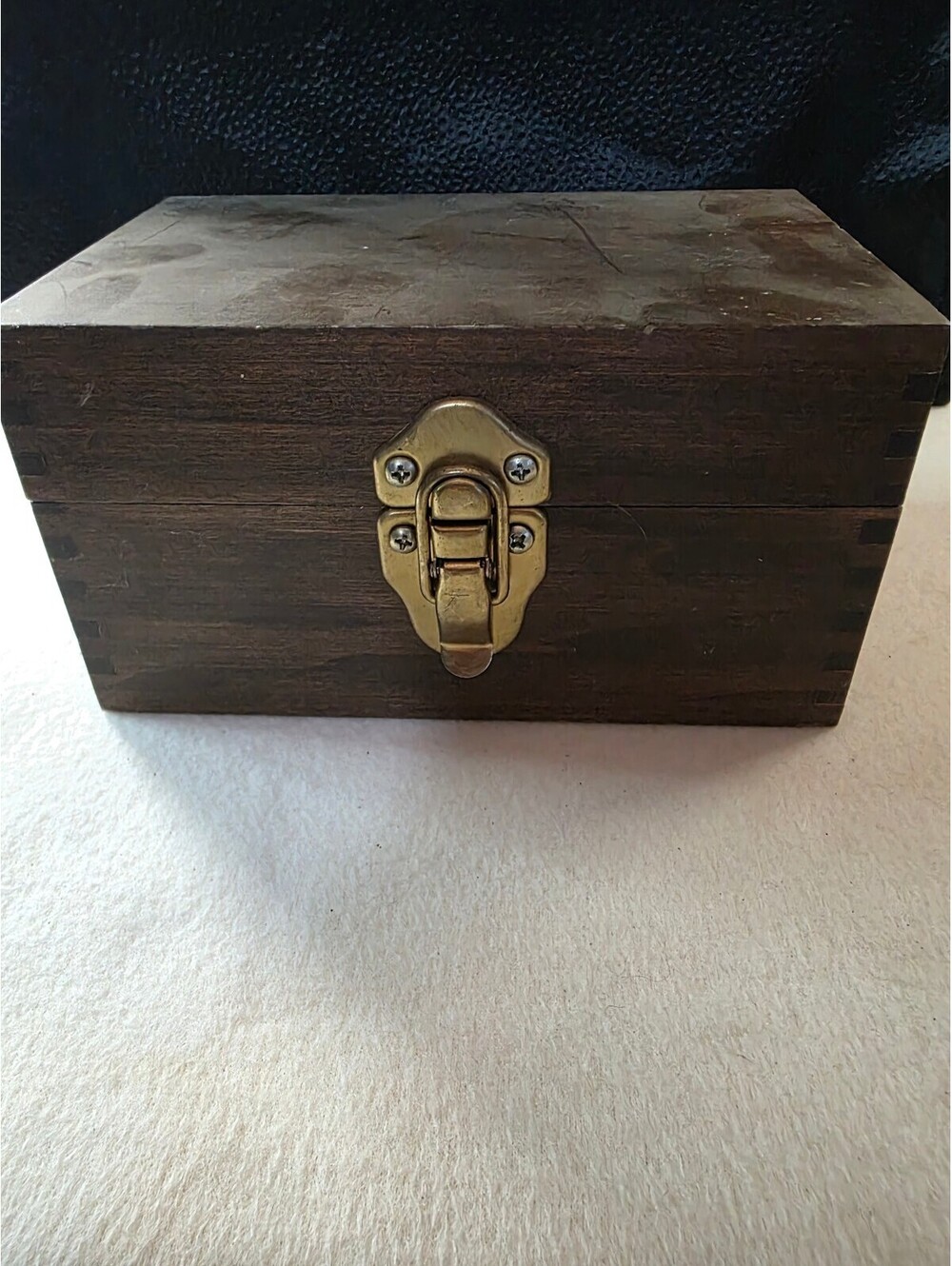 Rustic Dark Wood Keepsake Box Brass-Tone Latch Hinged Storage Chest